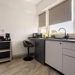 Spacious 204 *