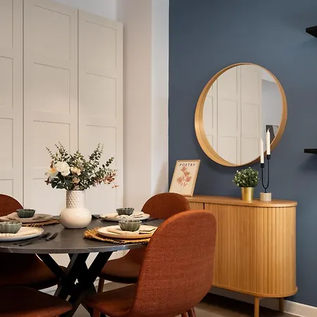 Апартаменты Spacious 204 *