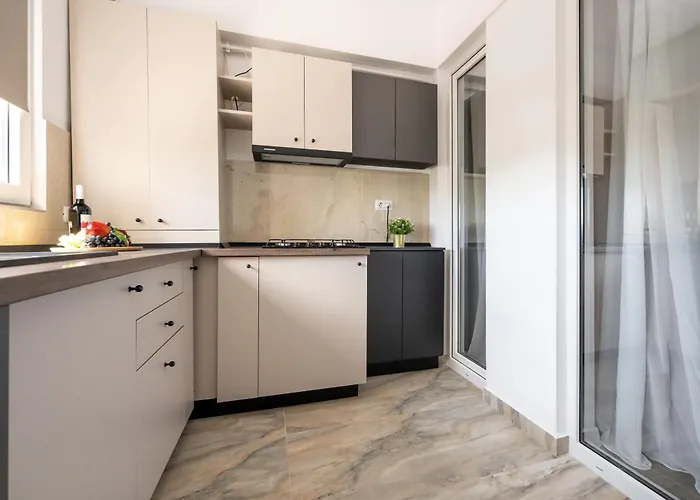 Spacious 204 Bükreş
