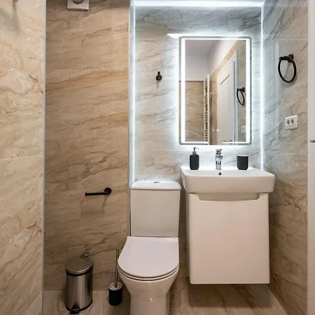 Daire Spacious 204 Bükreş