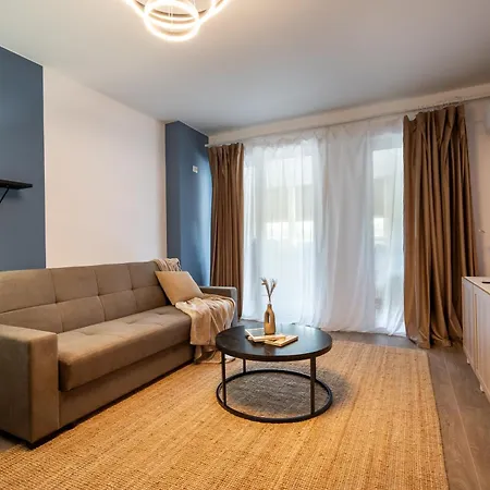 Spacious 204 Bükreş